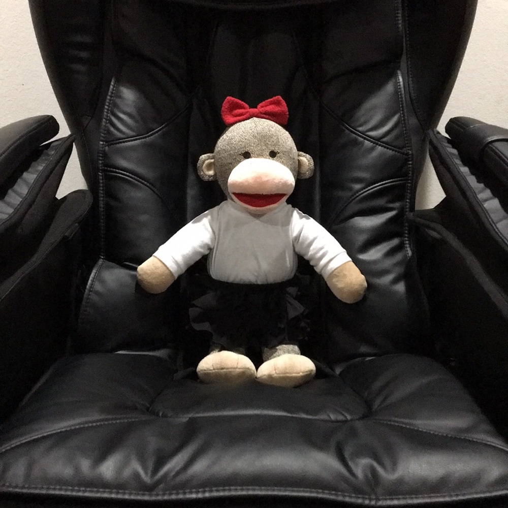 ❣️ BUILD-A-BEAR ❣️COLLECTION LIMITED EDITION SUPER CUTE MONKEY SOCK ( NWOT ) .
